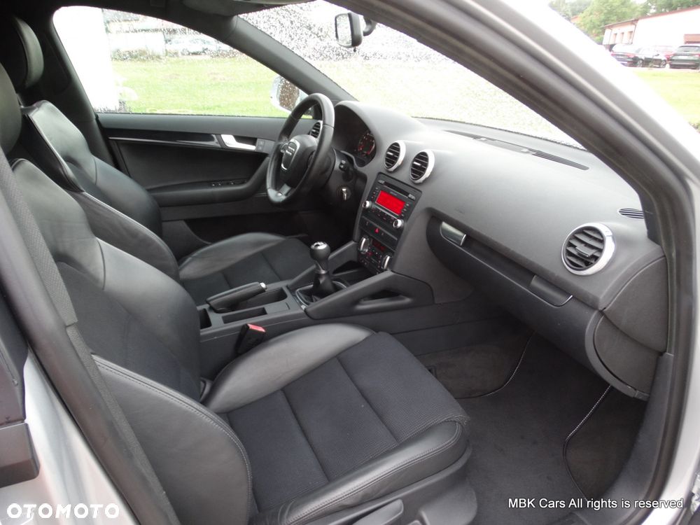 Audi A3 Sportback 1.6 S line Sportpaket (plus) - 17
