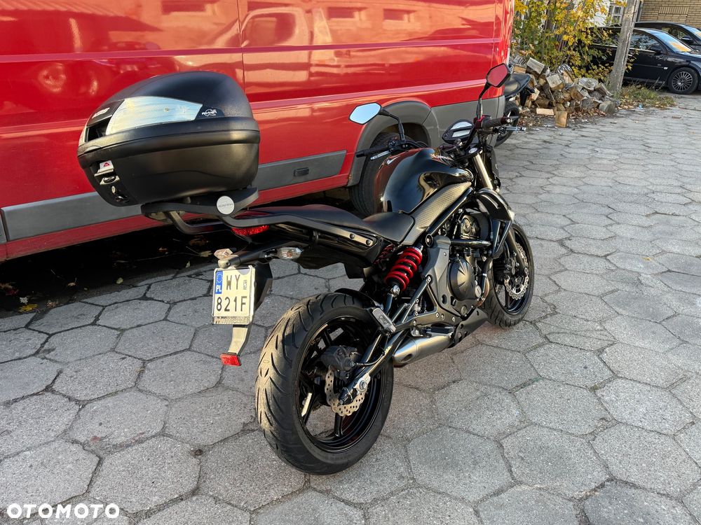 Kawasaki ER - 9