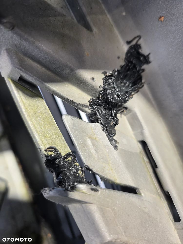 VW POLO 6R0 08- ZDERZAK PRZEDNI PRZÓD NA SPRYSKI + KRATKI NR 6R0807221 NR AUKCJI NZ1921 - 28