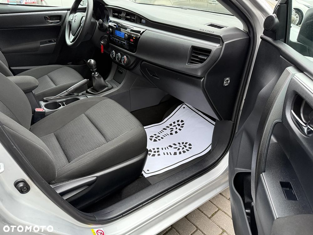 Toyota Corolla 1.33 Active EU6 - 12