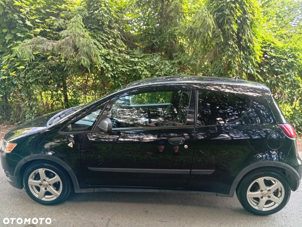 Mitsubishi Colt - 13