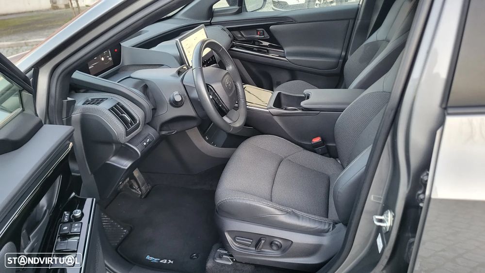 Toyota bZ4X X-MODE Pack Confort & Tech - 7