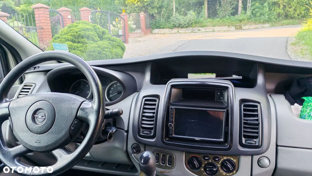 Opel Vivaro - 15
