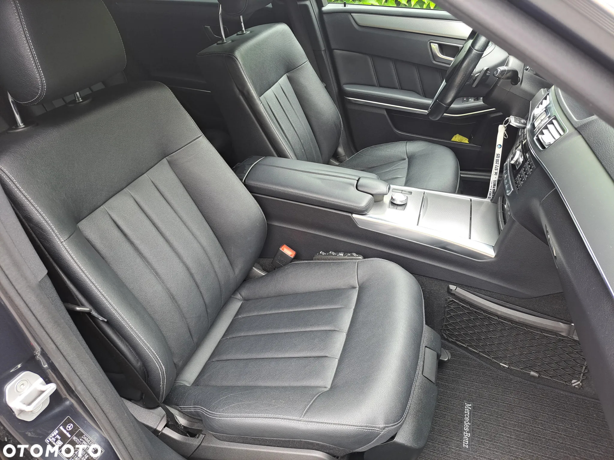 Mercedes-Benz Klasa E 350 T BlueTEC 7G-TRONIC Avantgarde - 29