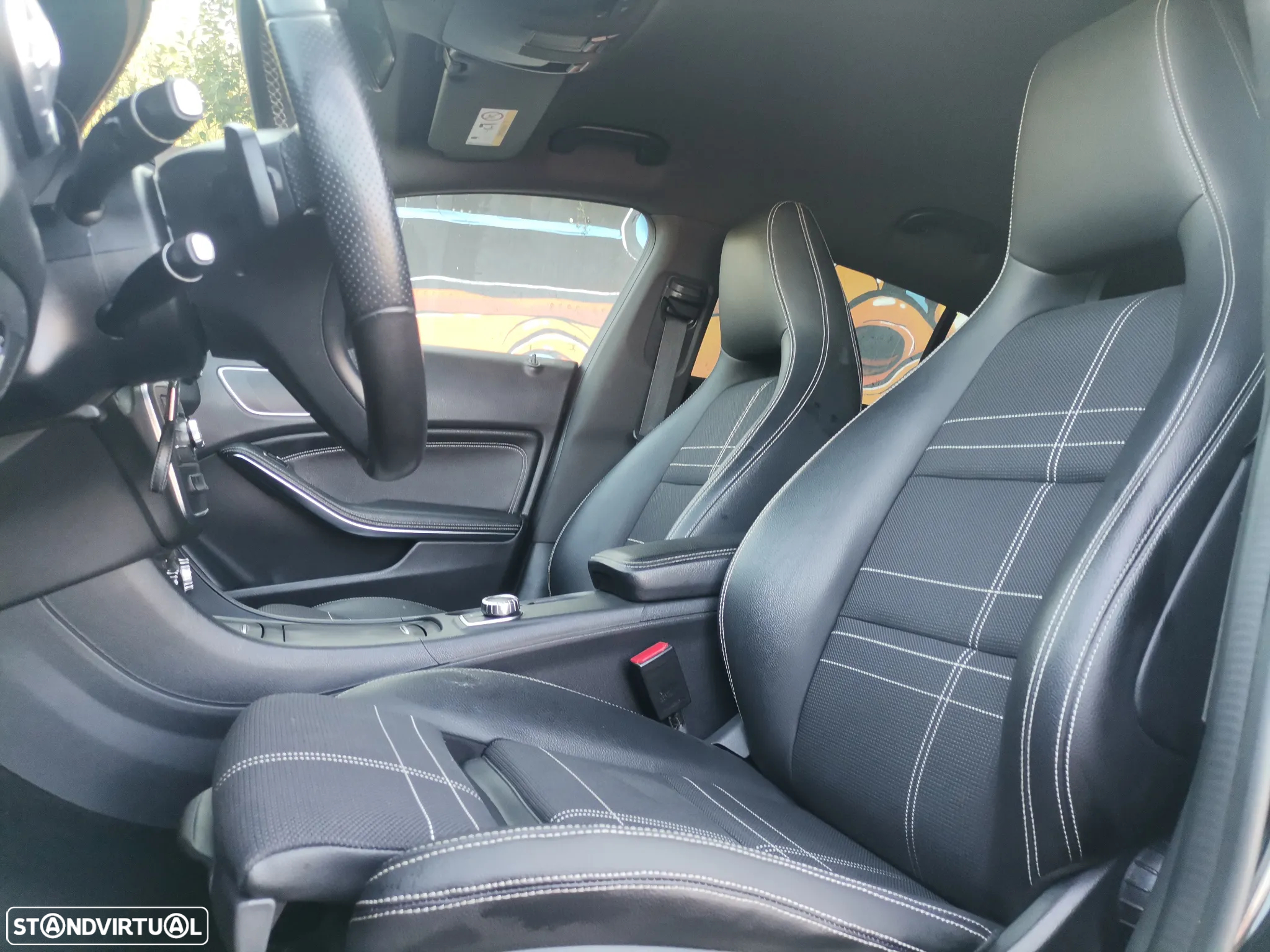 Mercedes-Benz CLA 200 d Shooting Brake Urban Aut. - 2