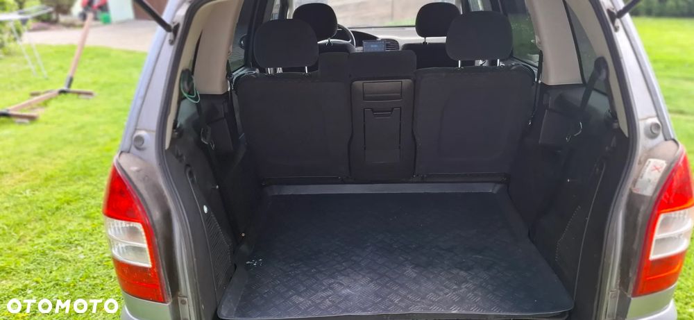 Opel Zafira 1.8 Elegance - 33