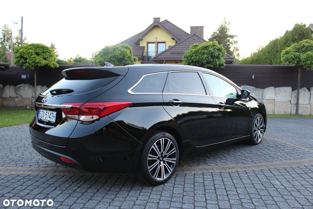 Hyundai i40 Kombi 1.7 CRDi DCT Premium - 6