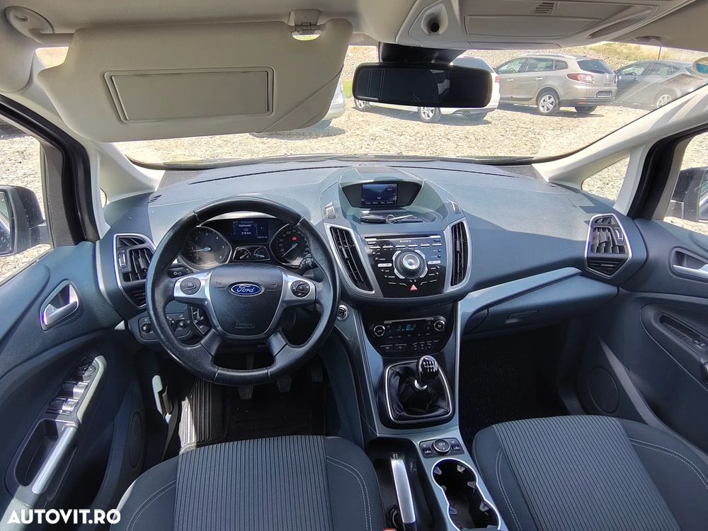 Ford C-Max - 25