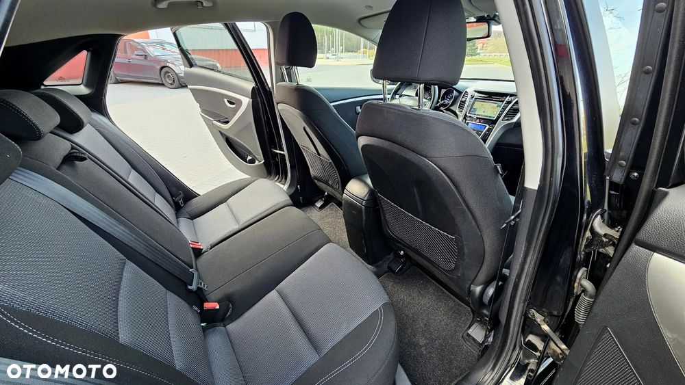 Hyundai i30 1.6 Fifa World Cup Edition - 35