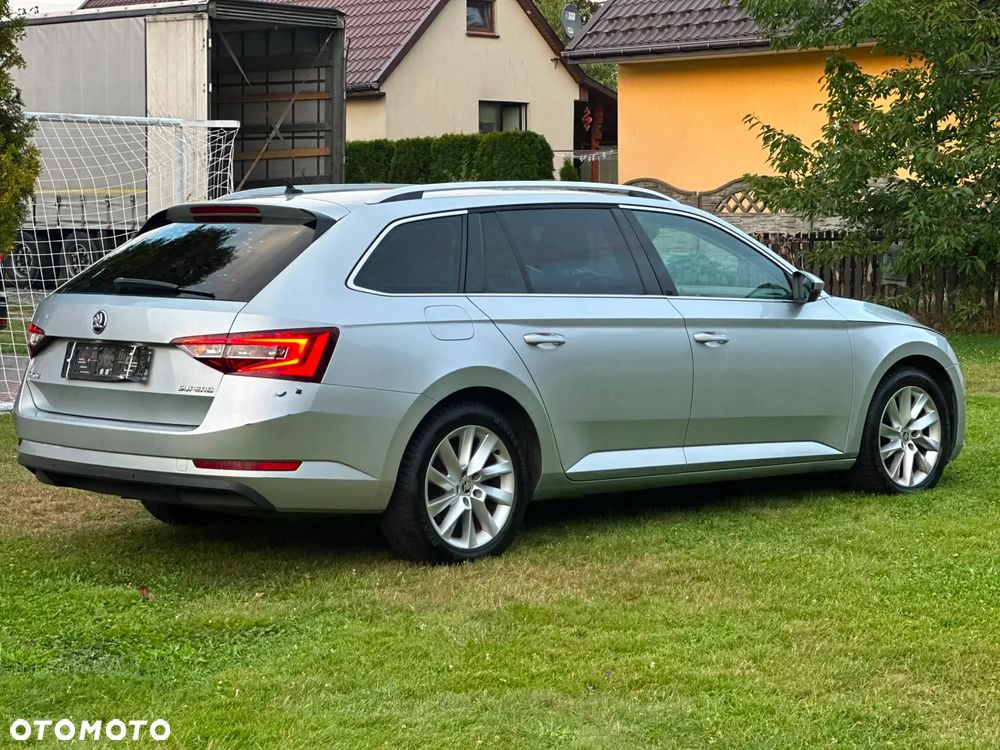 Skoda Superb 2.0 TDI Ambition DSG - 3