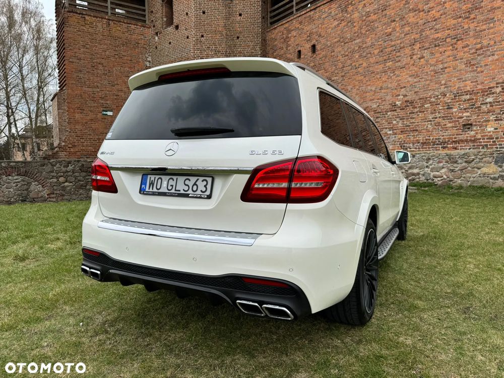 Mercedes-Benz GLS - 10