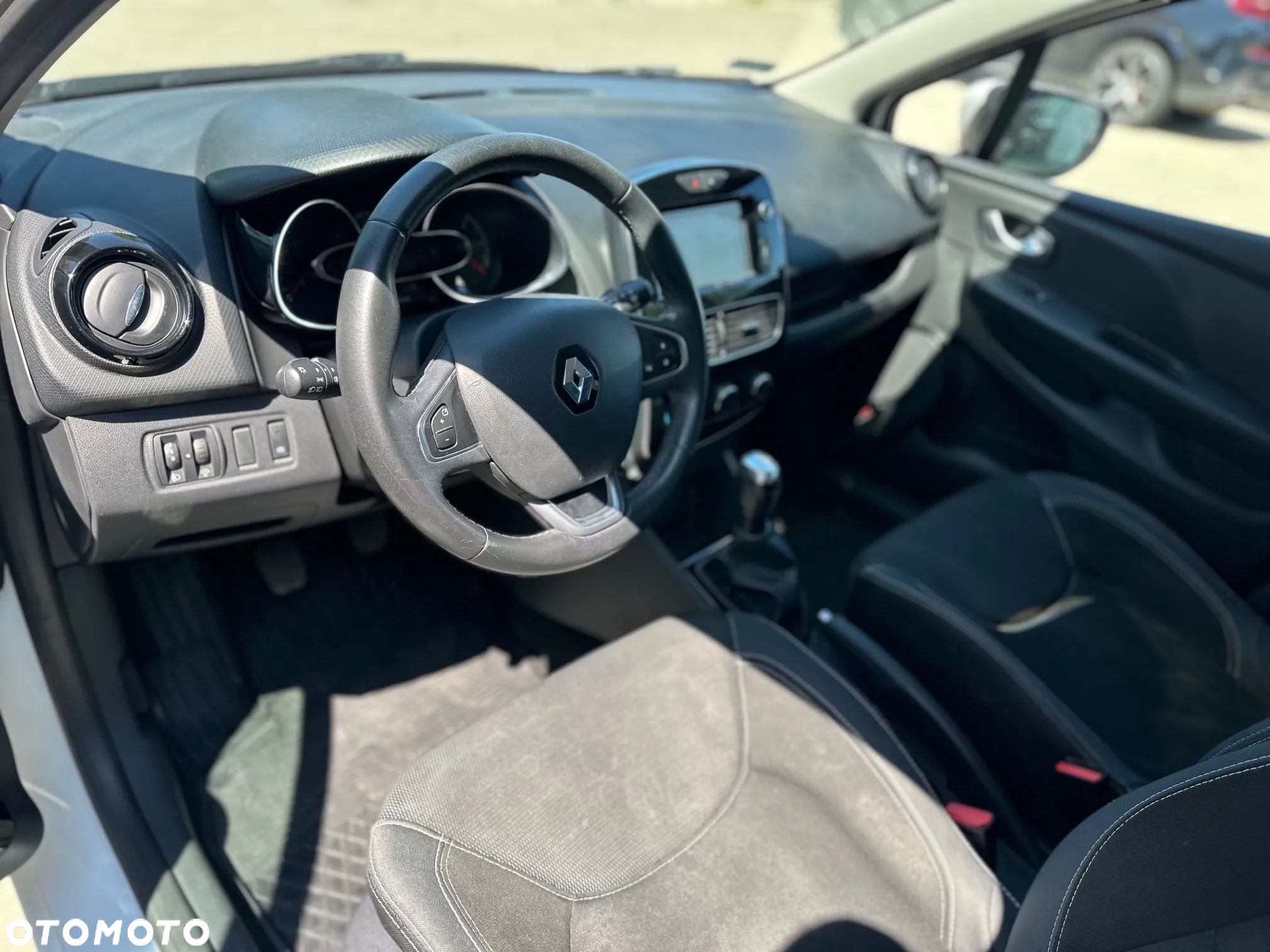 Renault Clio - 13