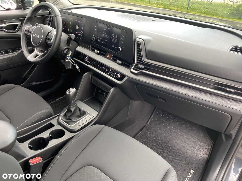 Kia Sportage - 16