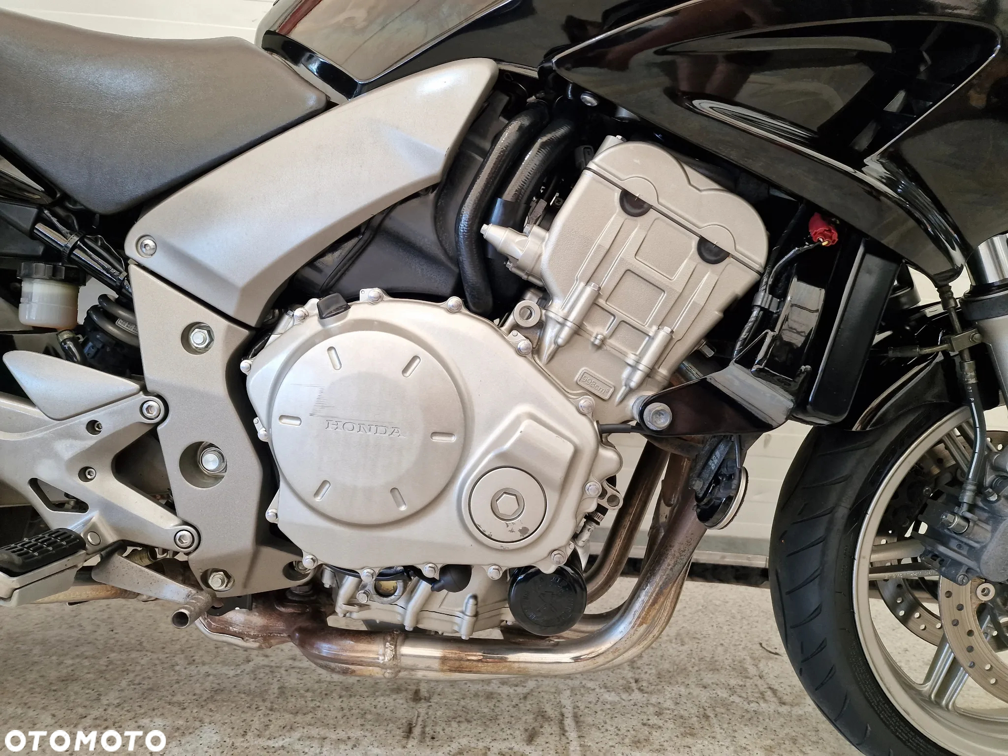 Honda CBF - 10
