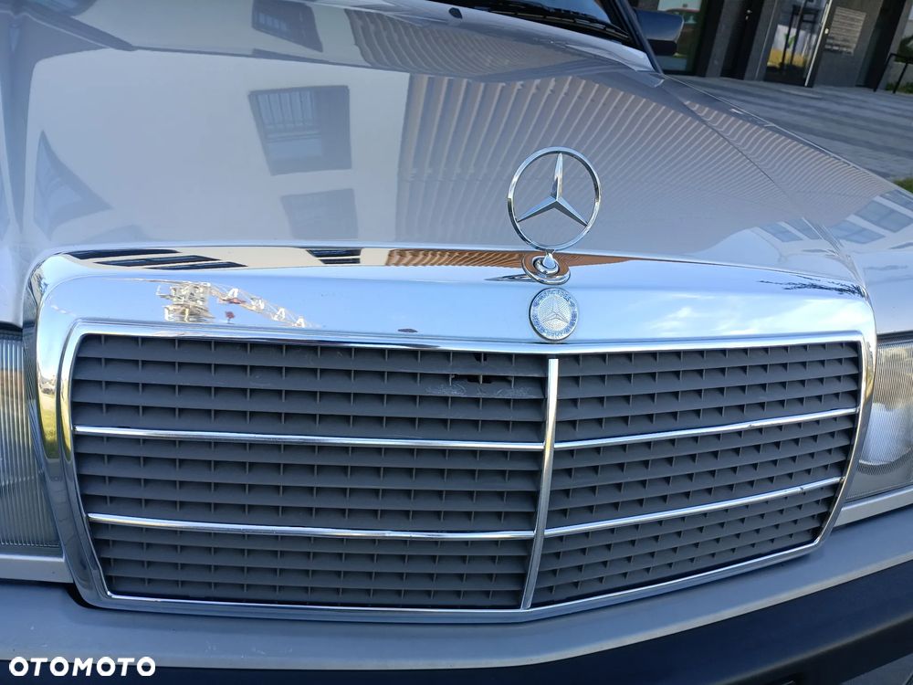 Mercedes-Benz W201 (190) - 33