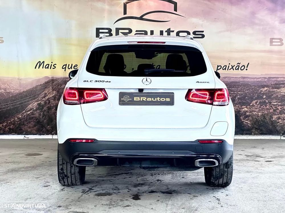 Mercedes-Benz GLC 300 de 4Matic 9G-TRONIC AMG Line - 7
