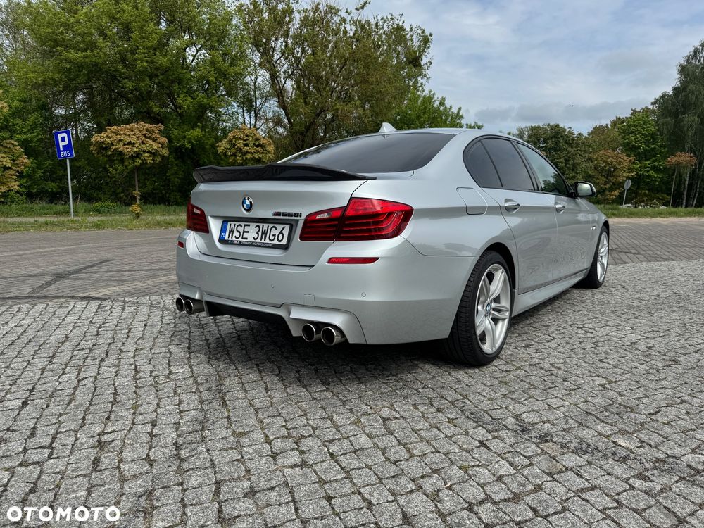 BMW Seria 5 550i xDrive Sport-Aut - 6
