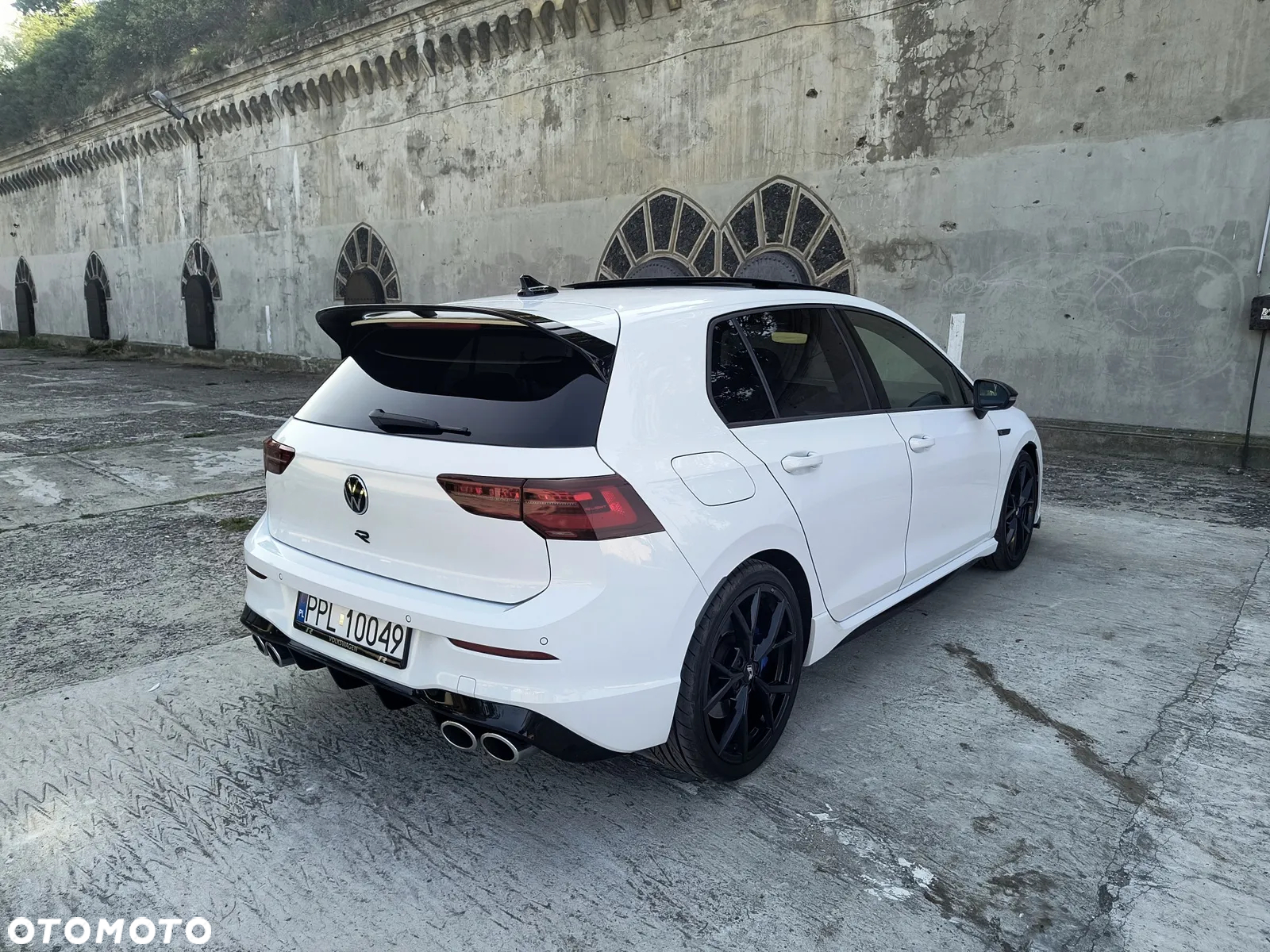 Volkswagen Golf VIII 2.0 TSI 4Motion R DSG - 3