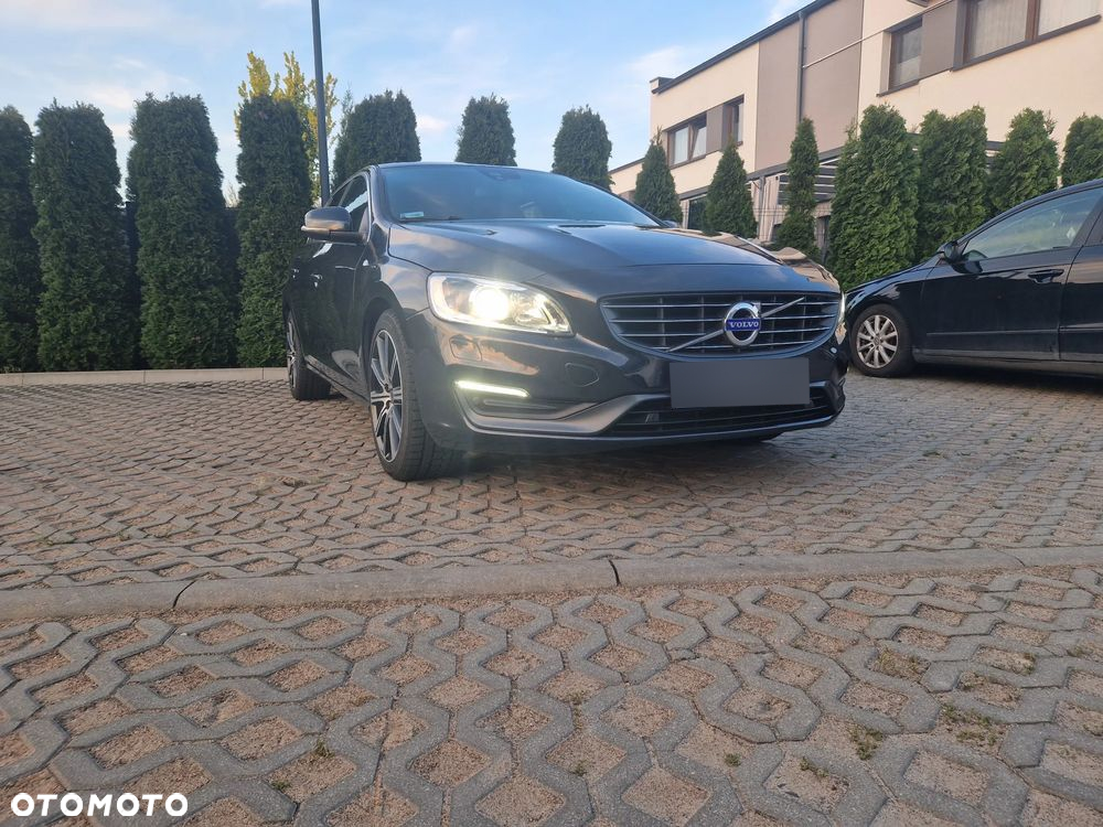 Volvo V60 D3 Momentum - 24
