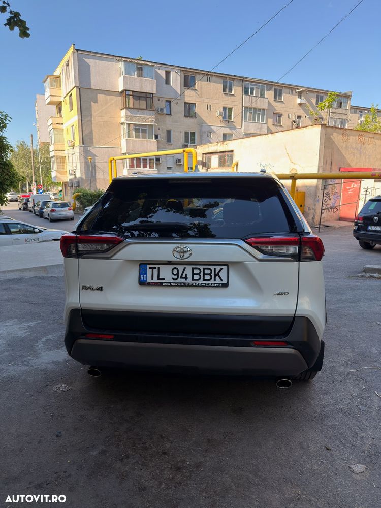 Toyota RAV4 2.0P CVT AWD Luxury - 3