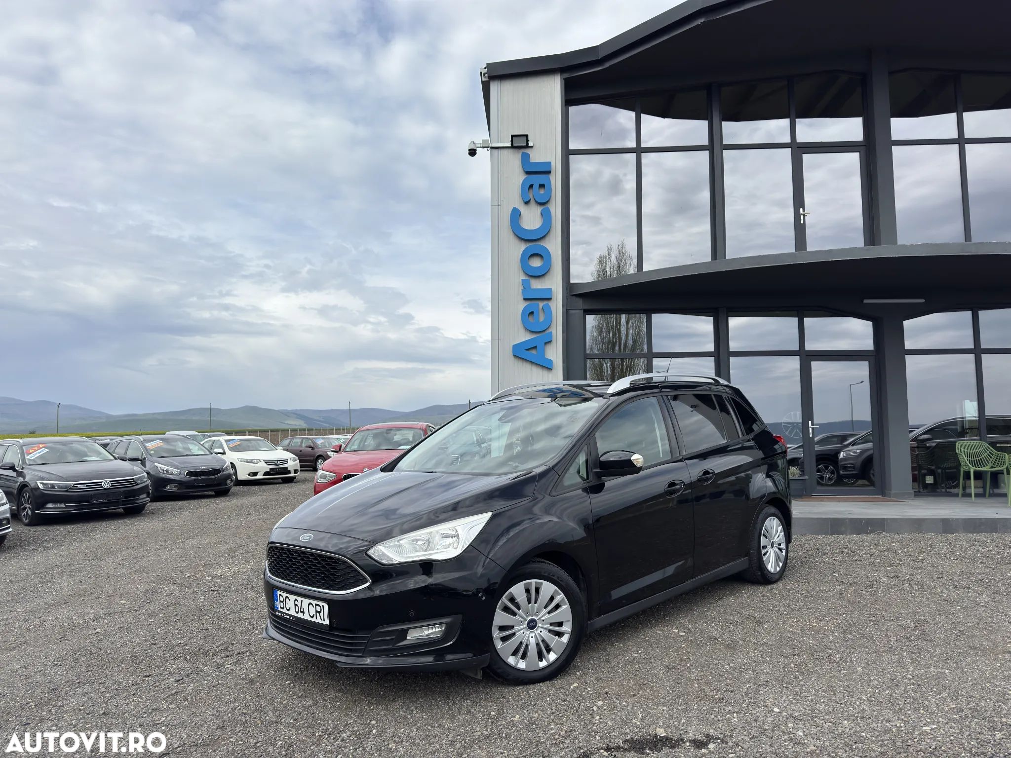 Ford Grand C-Max 1.5 TDCi Titanium - 1