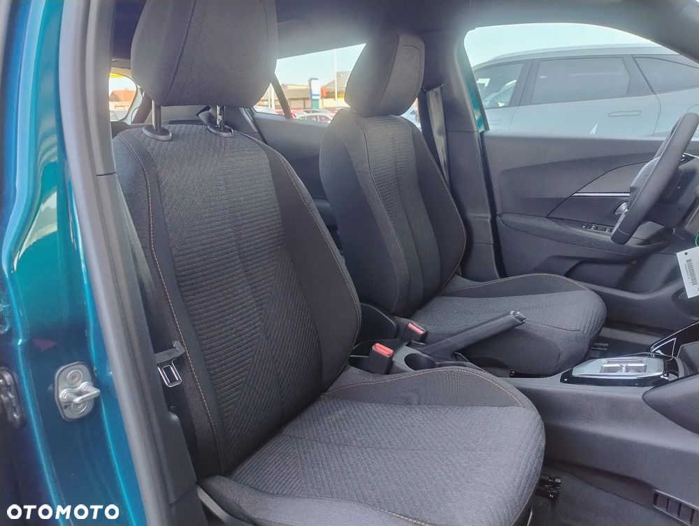 Peugeot 2008 PureTech mHEV Edition e-DCS6 - 31
