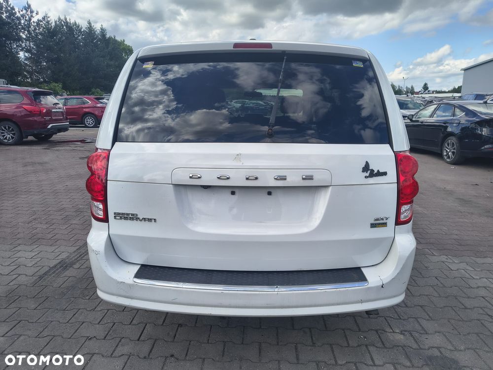Dodge Grand Caravan 3.6 R/T - 4