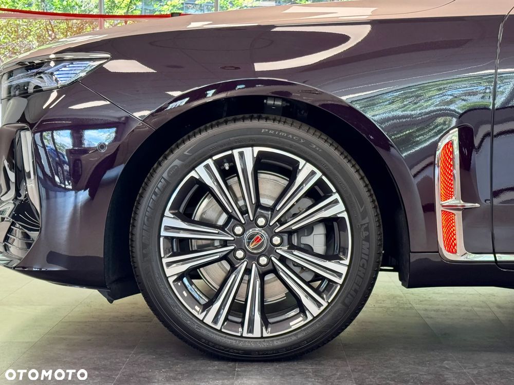Hongqi H9 2.0T Deluxe - 6