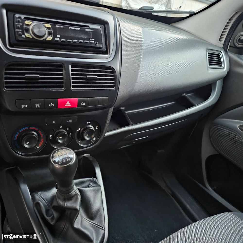 Fiat Doblo - 11