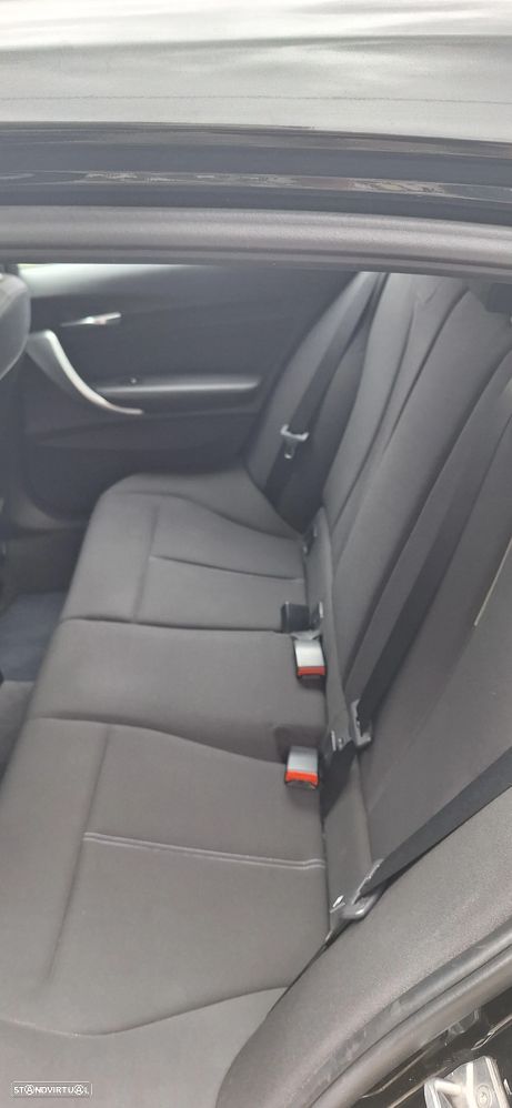 BMW 116 d EfficientDynamics - 8