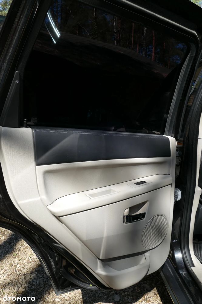 Jeep Grand Cherokee 3.0 CRD Automatik Limited - 24