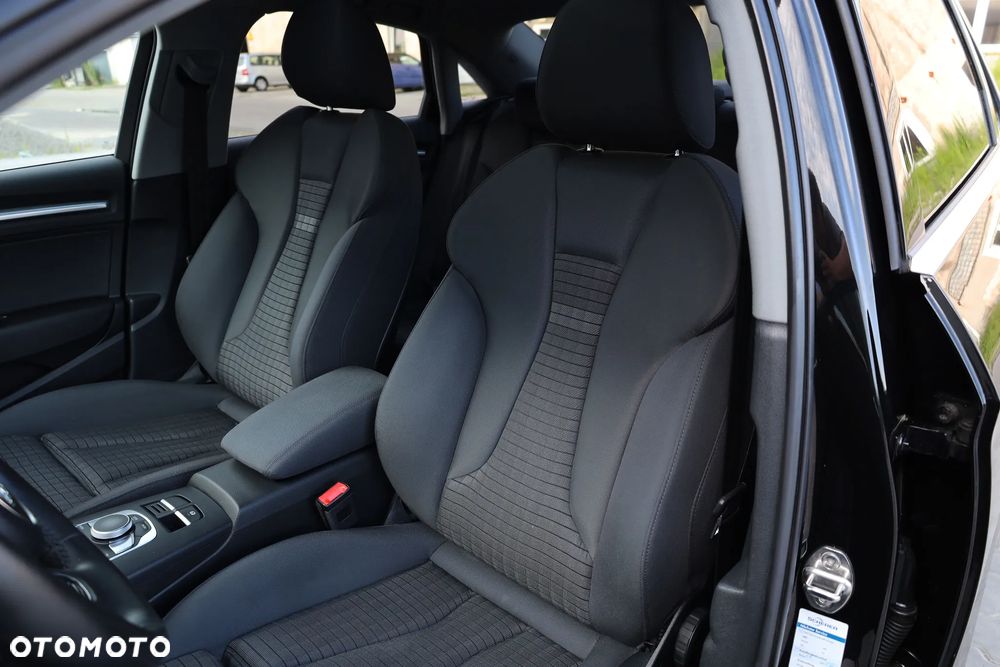 Audi A3 Limousine 1.4 TFSI CoD Sport S tronic - 18