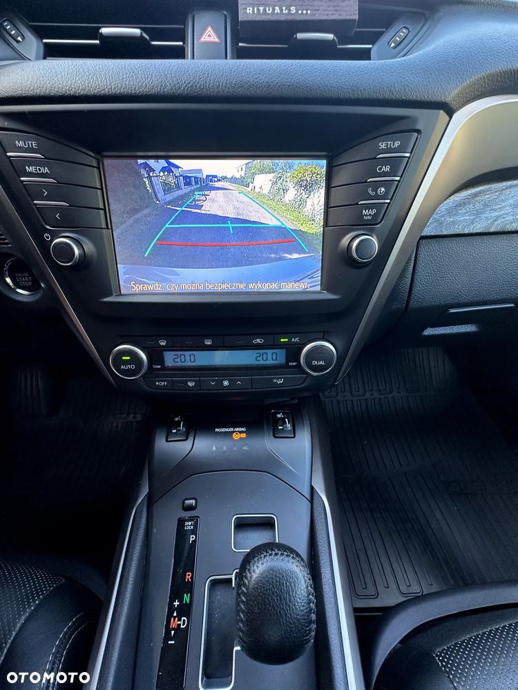 Toyota Avensis 2.0 Prestige MS - 13