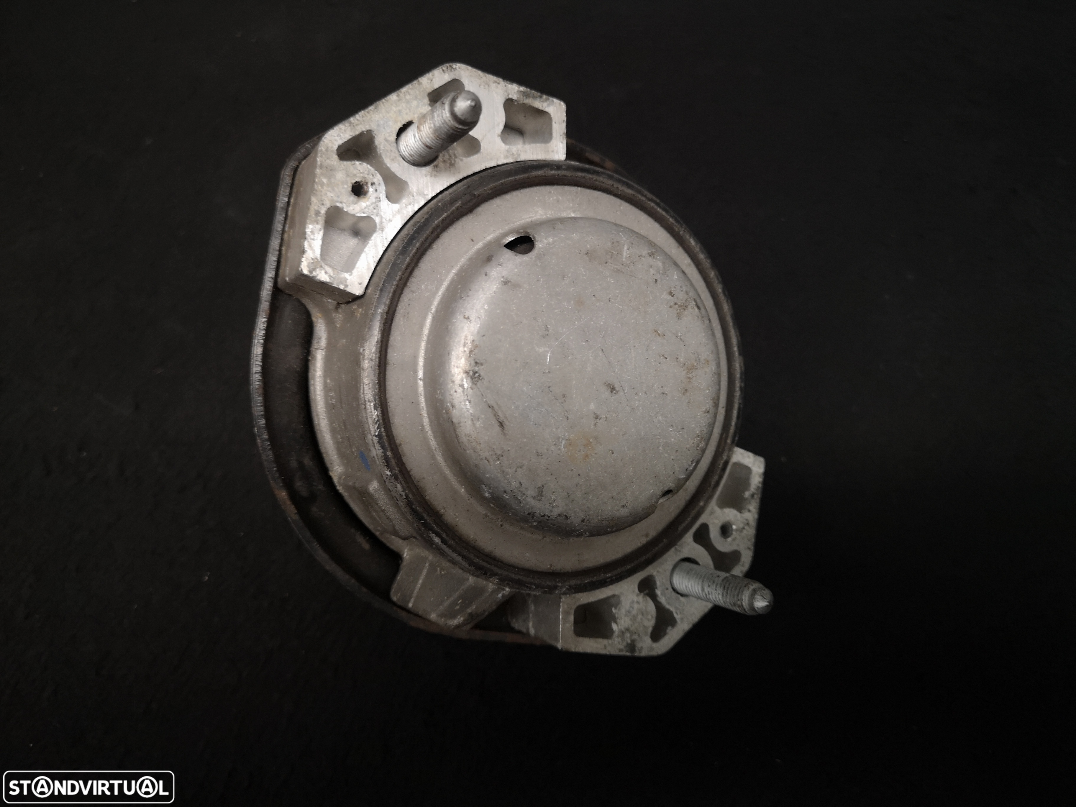 Apoio de motor BMW7 E65 E66 2002+  (4x no estoque) - 4
