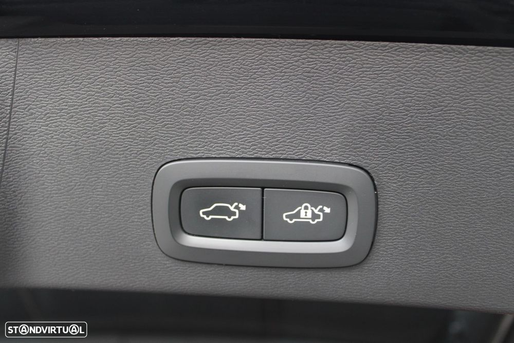 Volvo XC 40 1.5 T4 PHEV Inscription - 46