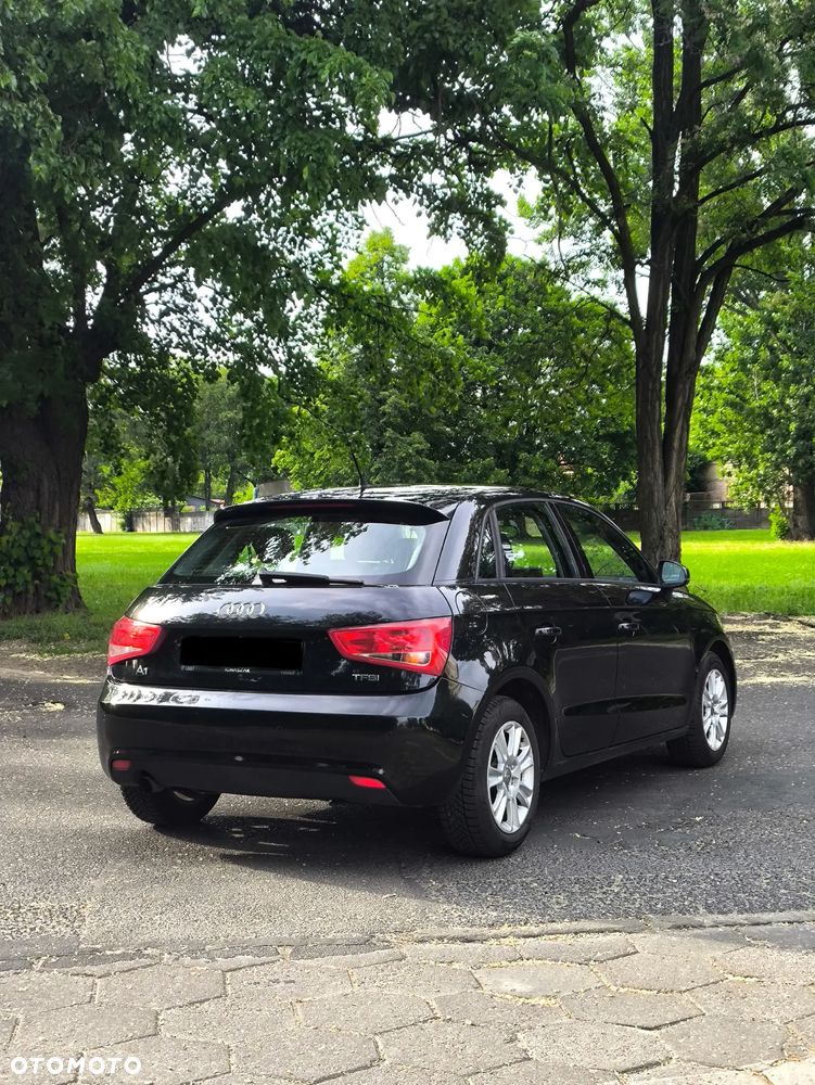 Audi A1 Sportback 1.2 TFSI Admired Edition - 2