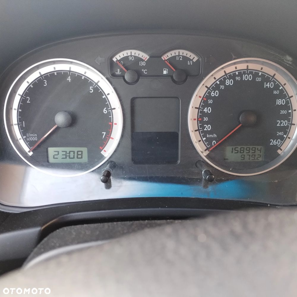 Volkswagen Golf - 11