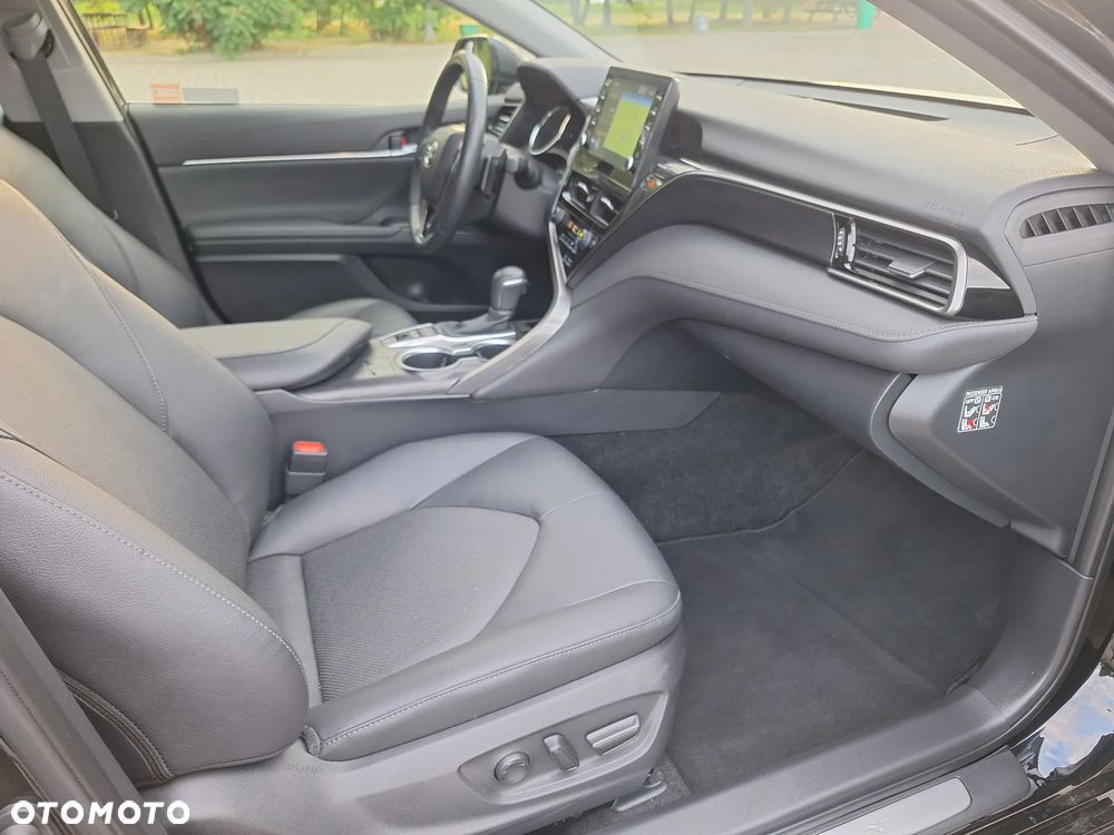 Toyota Camry 2.5 Hybrid Executive CVT - 20