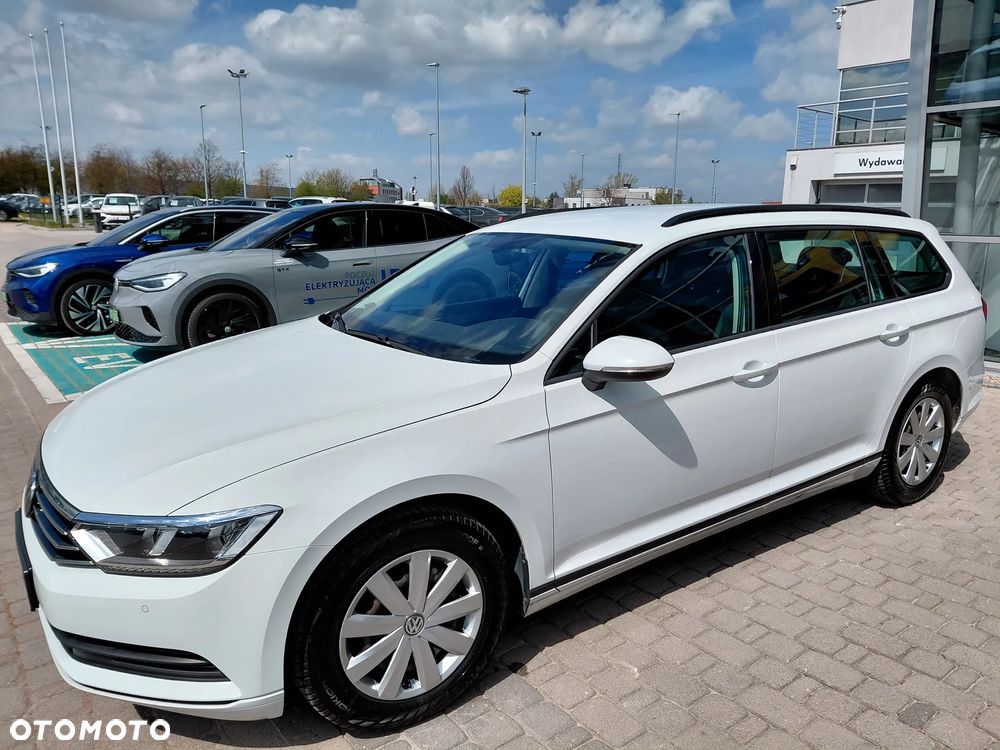 Volkswagen Passat 1.4 TSI BMT Trendline - 14