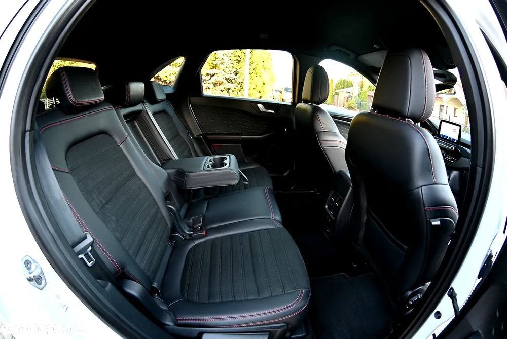 Ford Kuga 1.5 EcoBoost FWD ST-Line X - 20