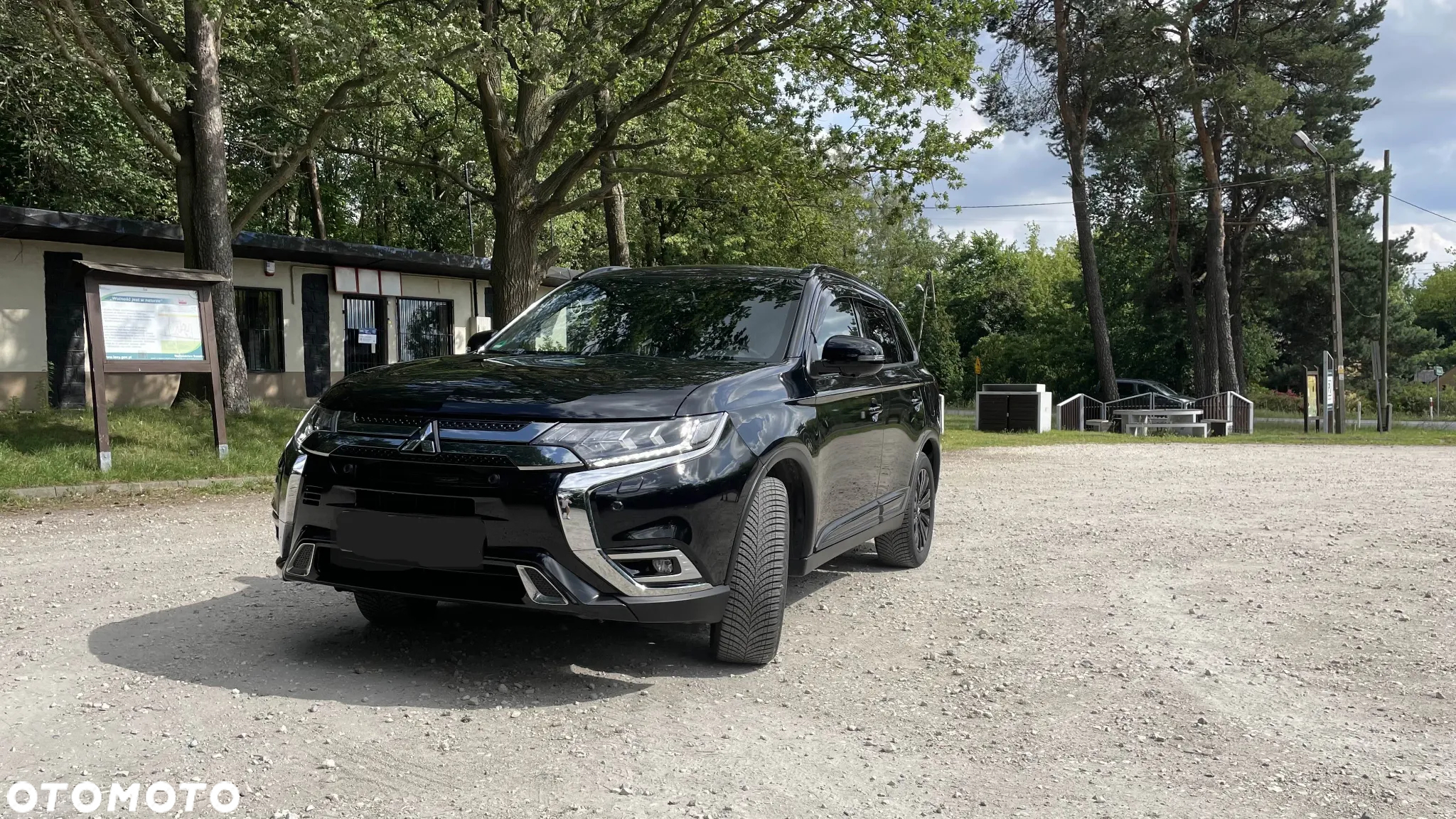 Mitsubishi Outlander 2.0 Intense + 4WD CVT - 3