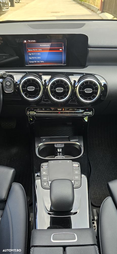 Mercedes-Benz A 250 e 8G-DCT Progressive - 11