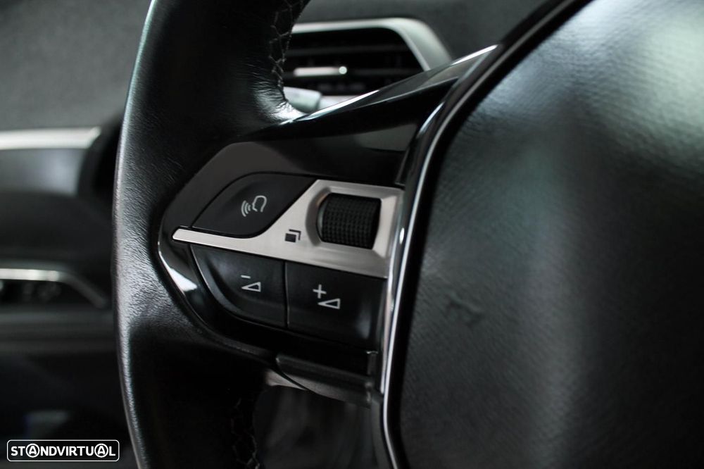 Peugeot 5008 1.6 BlueHDi Allure - 27