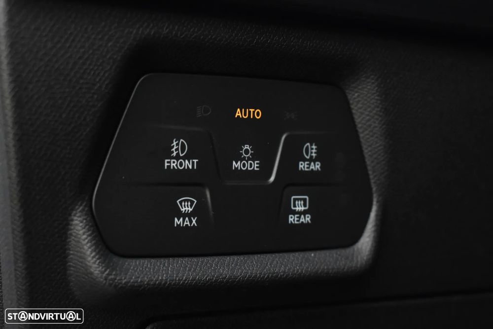 Cupra Leon 1.4 e-Hybrid VZ DSG - 32