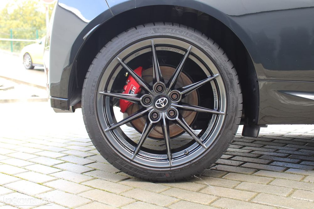 Toyota GR Yaris c/ High-Performance-Pack - 10