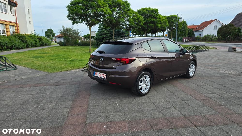 Opel Astra - 38