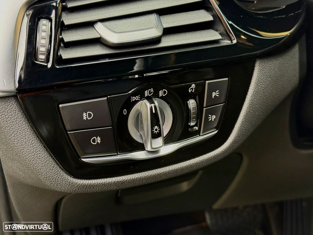 BMW 520 d ED Line Luxury - 19