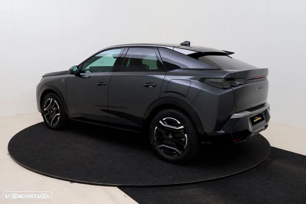 Peugeot E-3008 GT - 3