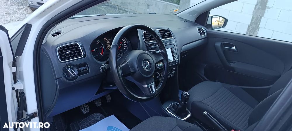 Volkswagen Polo 1.6 TDI Blue Motion Technology Highline - 20