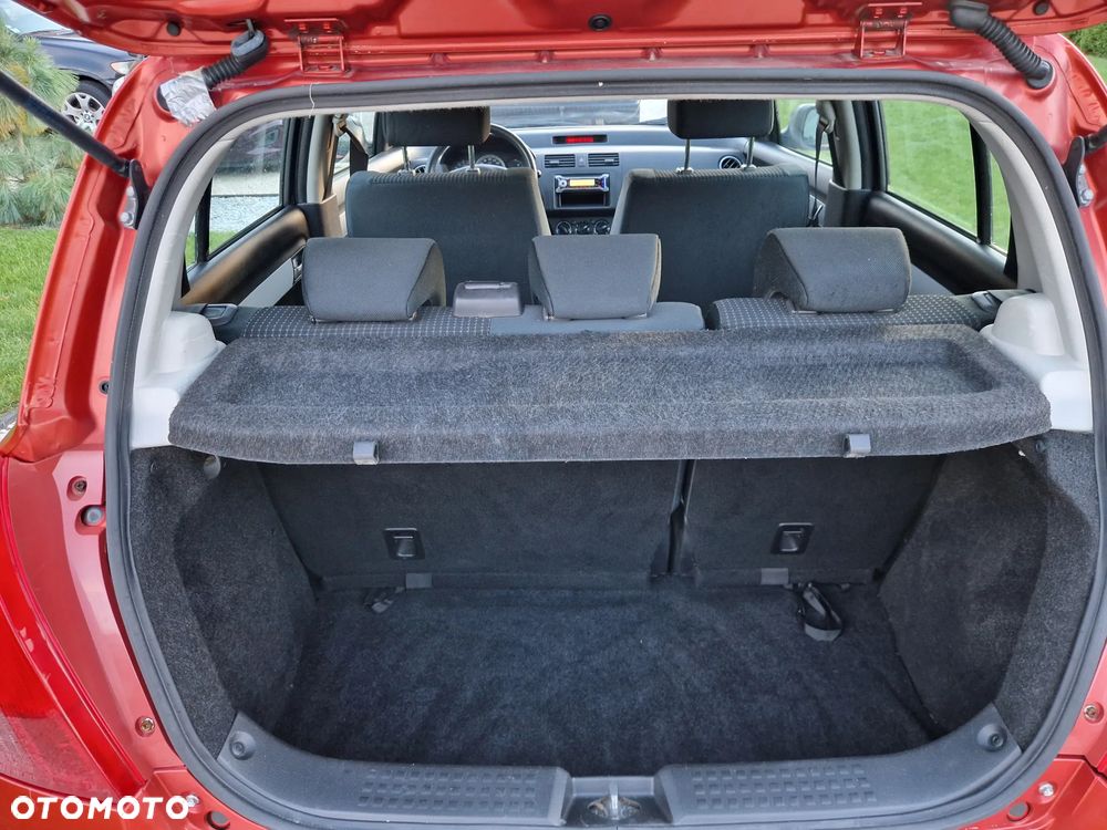 Suzuki Swift 1.3 Limited 25 - 38